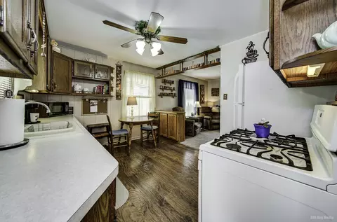 14913 Springfield Ave, Midlothian, IL 60445 photo 9