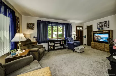 14913 Springfield Ave, Midlothian, IL 60445 photo 4