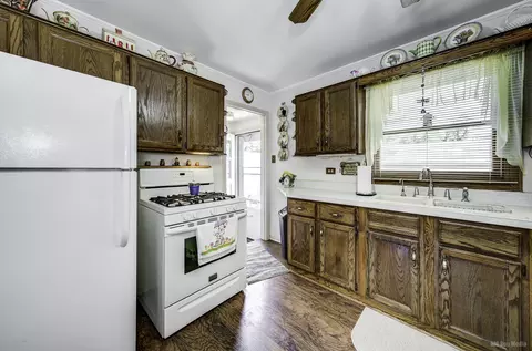 14913 Springfield Ave, Midlothian, IL 60445 photo 8
