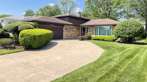 15312 Orlan Brook Dr, Orland Park, IL 60462