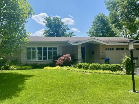 211 Dierks Dr, Western Springs, IL 60558