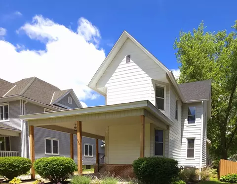 302 E Maple St, Fairbury, IL 61739