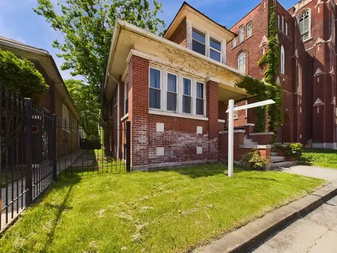 8008 S Aberdeen St, Chicago, IL 60620 photo 3