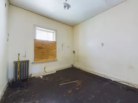 8008 S Aberdeen St, Chicago, IL 60620 photo 10
