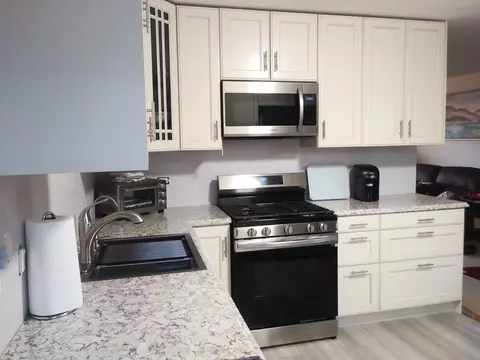 200 W Millers Rd, Des Plaines, IL 60016 photo 7