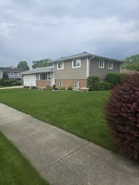 200 W Millers Rd, Des Plaines, IL 60016 photo 3