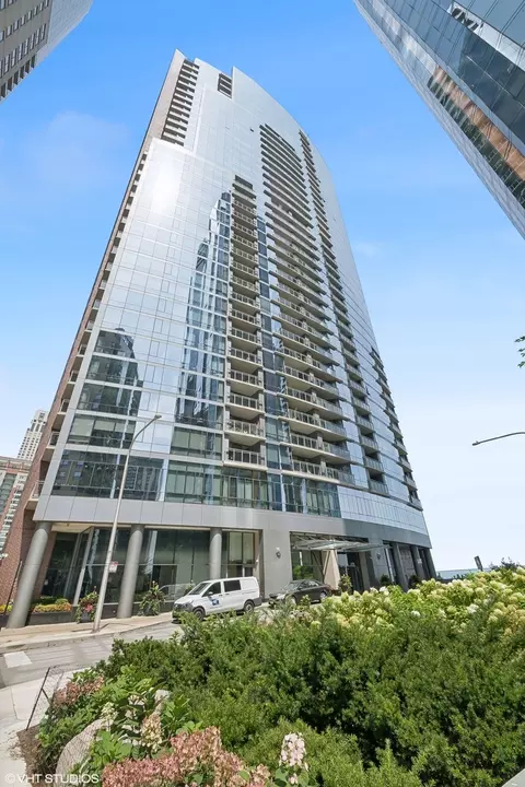 450 E Waterside Dr #1902, Chicago, IL 60601