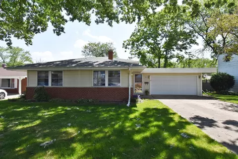 737 N Fordham Ave, Aurora, IL 60506