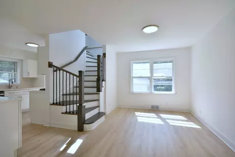 Living - 2226 S 3rd Ave, North Riverside, IL 60546 photo 5 of 6