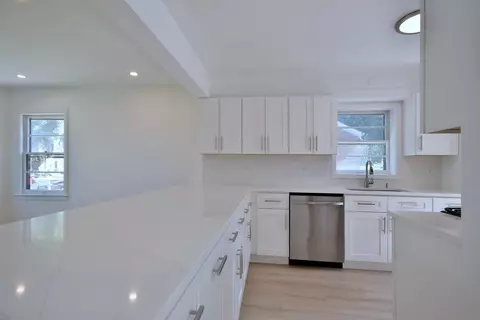 Kitchen - 2226 S 3rd Ave, North Riverside, IL 60546 photo 3 of 7
