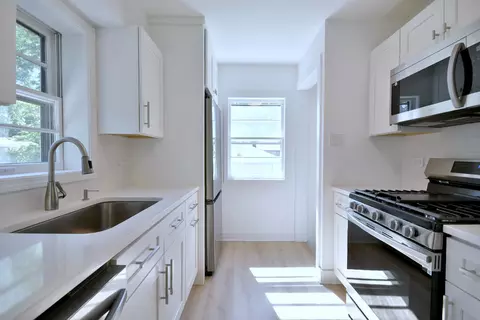 Kitchen - 2226 S 3rd Ave, North Riverside, IL 60546 photo 7 of 7