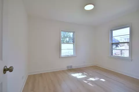 Bedroom - 2226 S 3rd Ave, North Riverside, IL 60546 photo 3 of 5