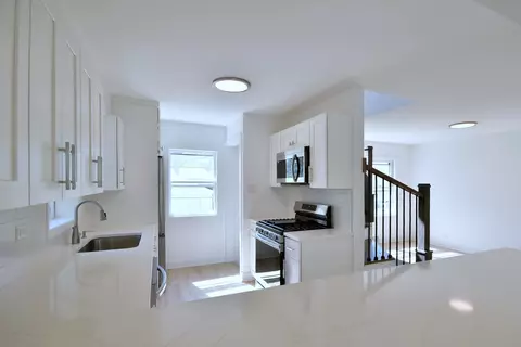 Kitchen - 2226 S 3rd Ave, North Riverside, IL 60546 photo 4 of 7