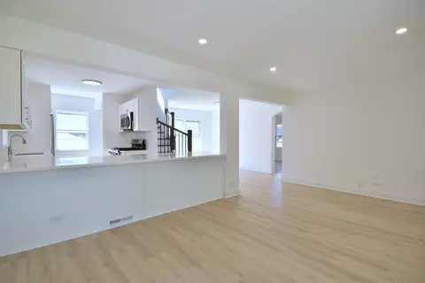 Living - 2226 S 3rd Ave, North Riverside, IL 60546 photo 3 of 6