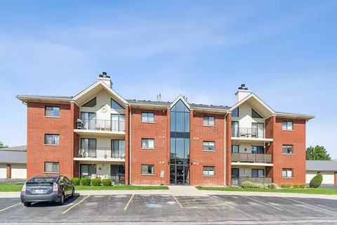 6624 Martin France Cir #1D, Tinley Park, IL 60477