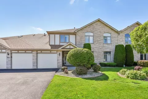 18521 Pine Lake Dr #1, Tinley Park, IL 60477