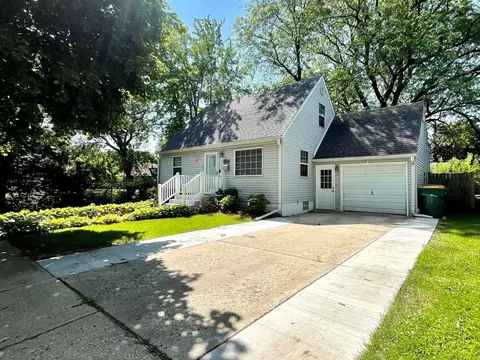 1010 Richmond St, Joliet, IL 60435