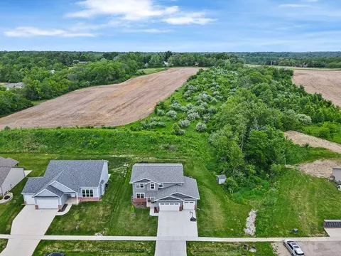 View/Area - 306 Raef Rd, Downs, IL 61736 photo 8 of 10