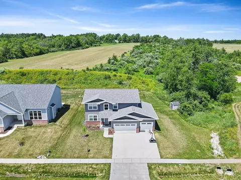 View/Area - 306 Raef Rd, Downs, IL 61736 photo 1 of 10