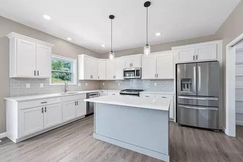Kitchen - 306 Raef Rd, Downs, IL 61736 photo 1 of 3