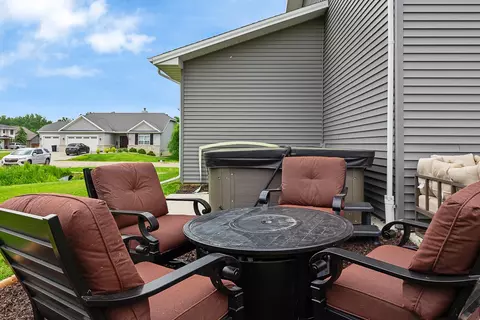 Exterior - 306 Raef Rd, Downs, IL 61736 photo 13 of 14