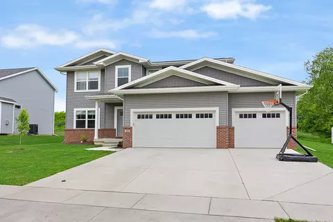 Exterior - 306 Raef Rd, Downs, IL 61736 photo 5 of 14