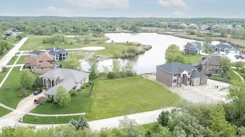 14525 Sanctuary Dr, Orland Park, IL 60467