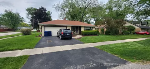 6872 W 116th St, Worth, IL 60482
