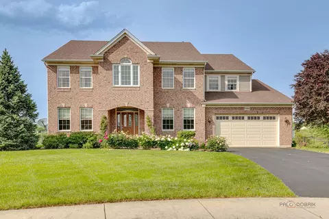 2280 Clearbrook Ct, Wauconda, IL 60084