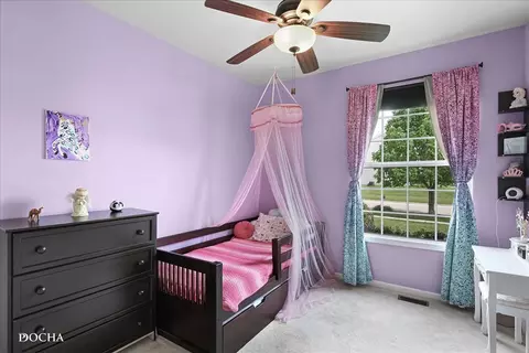 484 Devonaire Pkwy, Dekalb, IL 60115 photo 15