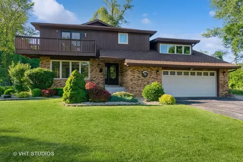 24224 S Timberline Trl, Crete, IL 60417