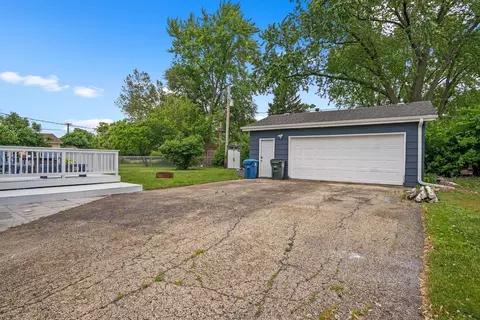 Exterior - 1815 Plum St, Aurora, IL 60506 photo 4 of 8