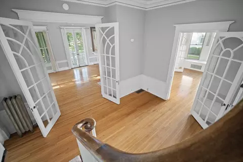 Entry Way - 1107 E Monroe St, Bloomington, IL 61701 photo 5 of 5