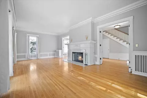 Living - 1107 E Monroe St, Bloomington, IL 61701 photo 1 of 12