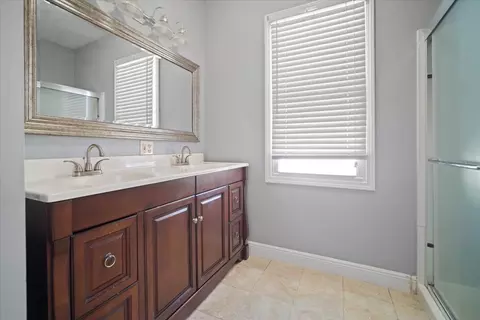 Bath - 1107 E Monroe St, Bloomington, IL 61701 photo 1 of 3