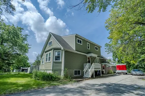 6 N320 Cedar Ave, Wood Dale, IL 60191