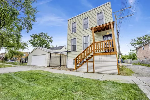 4311 W Melrose St, Chicago, IL 60641
