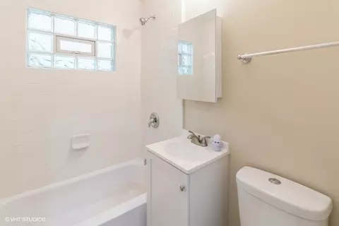 Bath - 2205 Wilke Rd, Rolling Meadows, IL 60008 photo 1 of 1