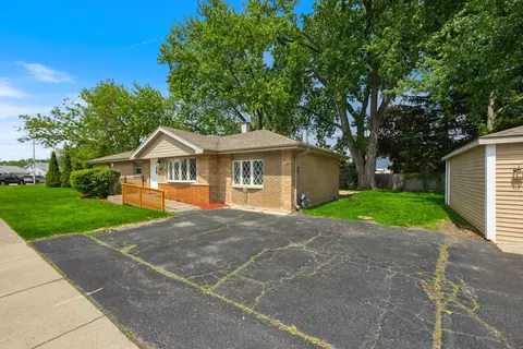 8156 State Rd, Burbank, IL 60459 photo 23