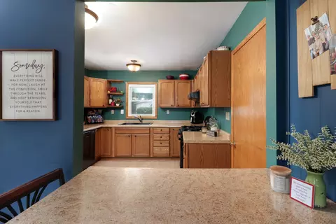 500 E 2nd St, El Paso, IL 61738 photo 8