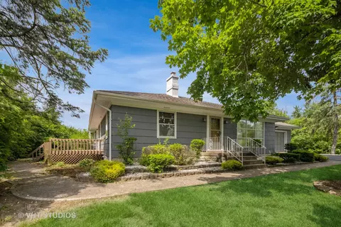 11460 75th St, Burr Ridge, IL 60527 photo 3