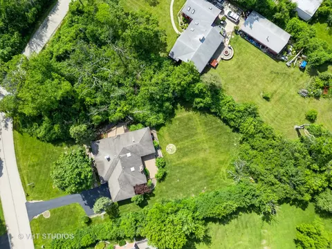 11460 75th St, Burr Ridge, IL 60527 photo 16