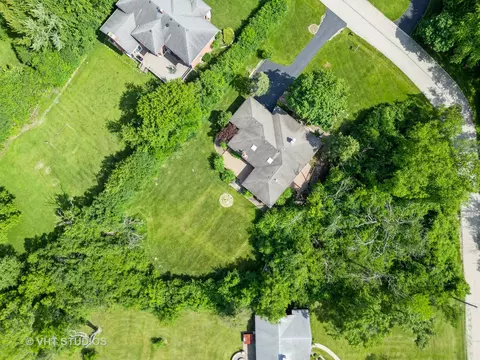 11460 75th St, Burr Ridge, IL 60527 photo 17