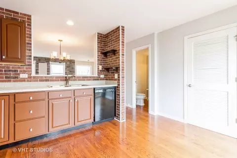 Kitchen - 24429 John Adams Dr, Plainfield, IL 60544 photo 4 of 4
