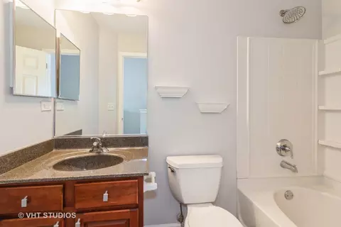 Bath - 24429 John Adams Dr, Plainfield, IL 60544 photo 3 of 4