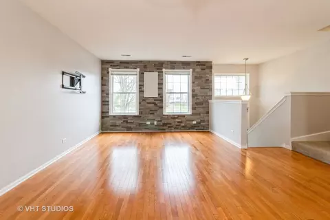 Living - 24429 John Adams Dr, Plainfield, IL 60544 photo 2 of 5