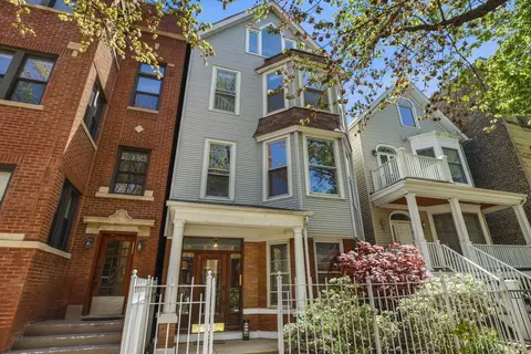 3329 N Kenmore Ave, Chicago, IL 60657