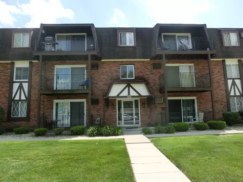 5731 129th St #7W, Crestwood, IL 60445