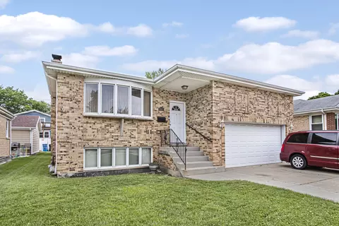6910 W Summerdale Ave, Chicago, IL 60656