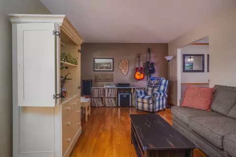 Other - 820 Carriage Dr, Algonquin, IL 60102 photo 1 of 4